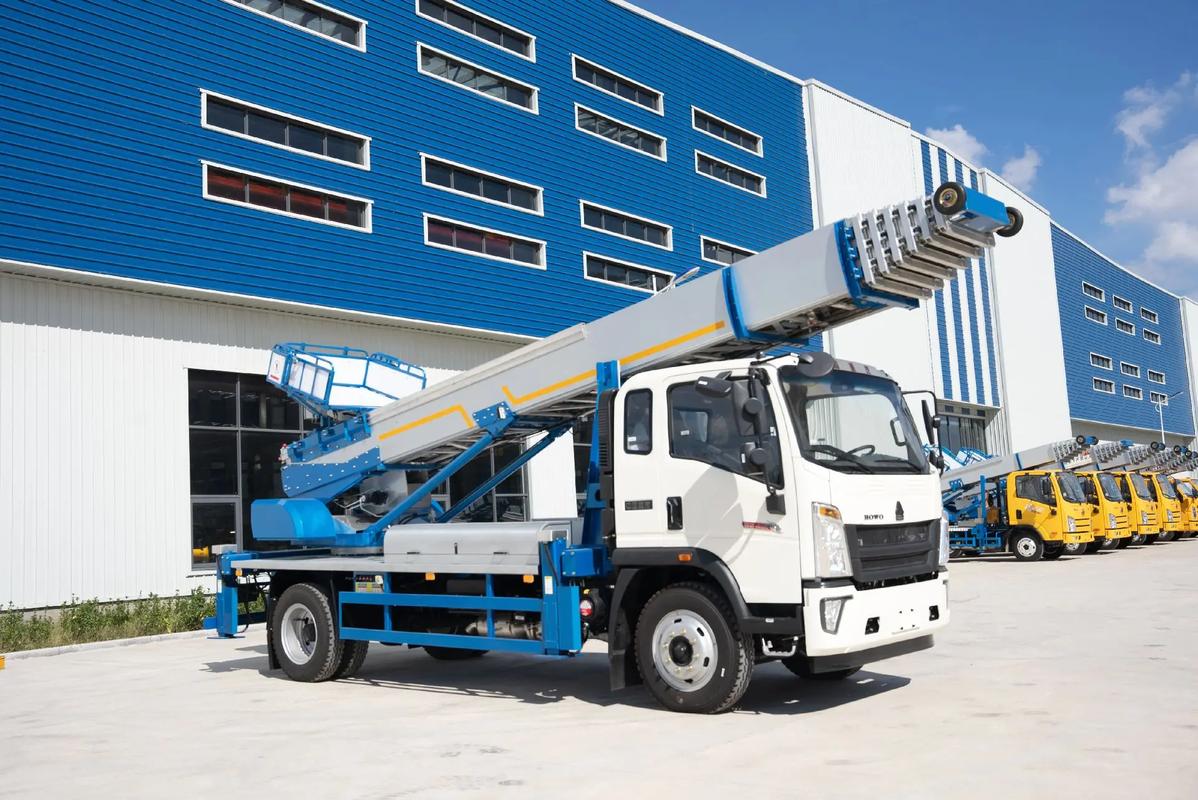 惠城出租云梯车高空作业车 建筑垃圾搬运